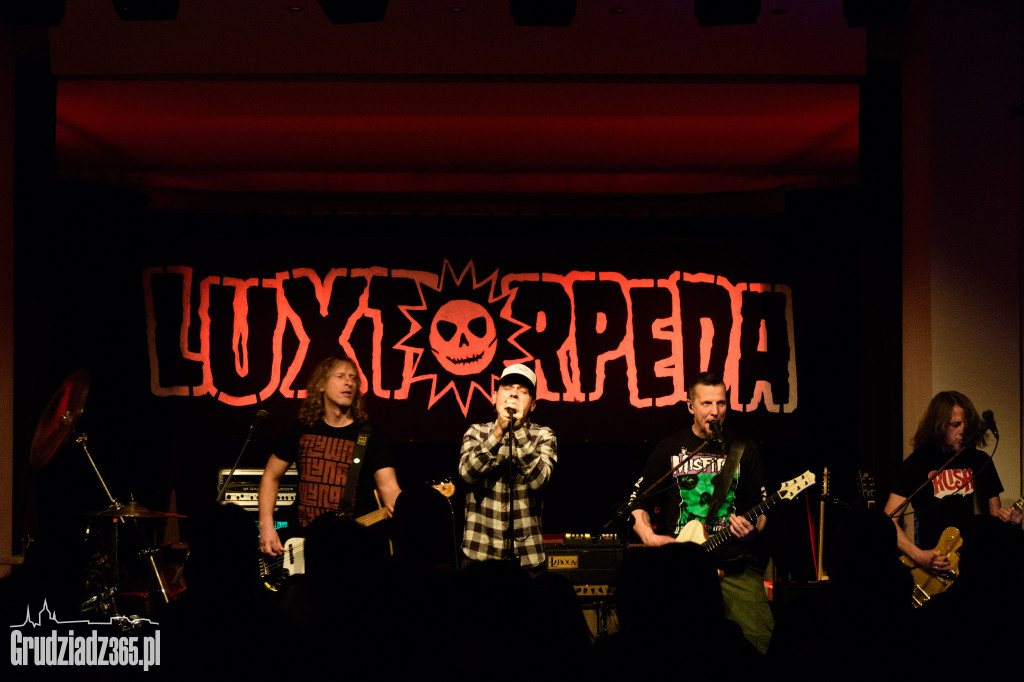 Luxtorpeda storpedowała Akcent