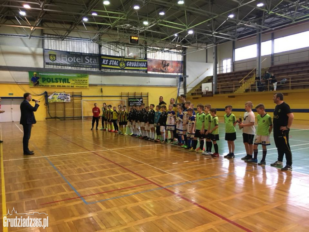 Halowy Turniej Piłki Nożnej VITASPORT Junior D2 Cup 2018