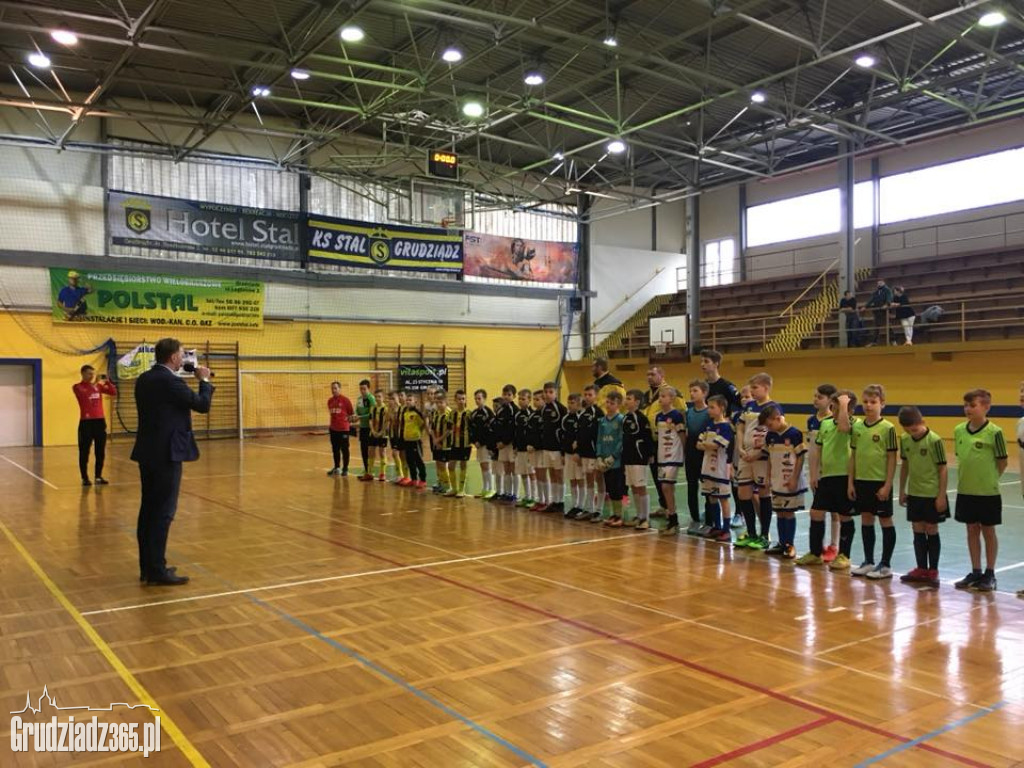 Halowy Turniej Piłki Nożnej VITASPORT Junior D2 Cup 2018