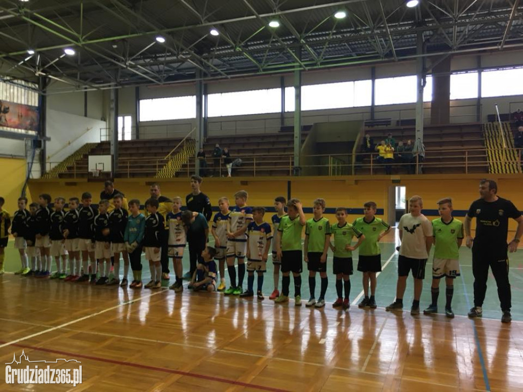 Halowy Turniej Piłki Nożnej VITASPORT Junior D2 Cup 2018