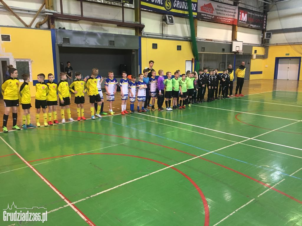 Halowy Turniej Piłki Nożnej VITASPORT Junior D2 Cup 2018