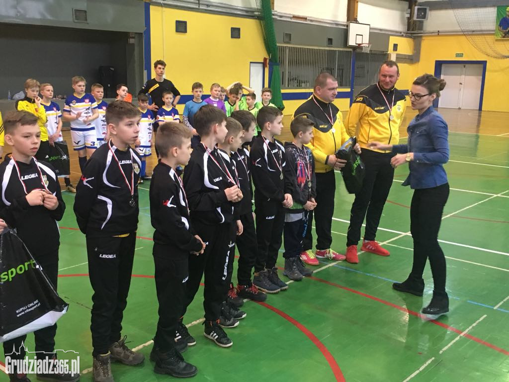 Halowy Turniej Piłki Nożnej VITASPORT Junior D2 Cup 2018