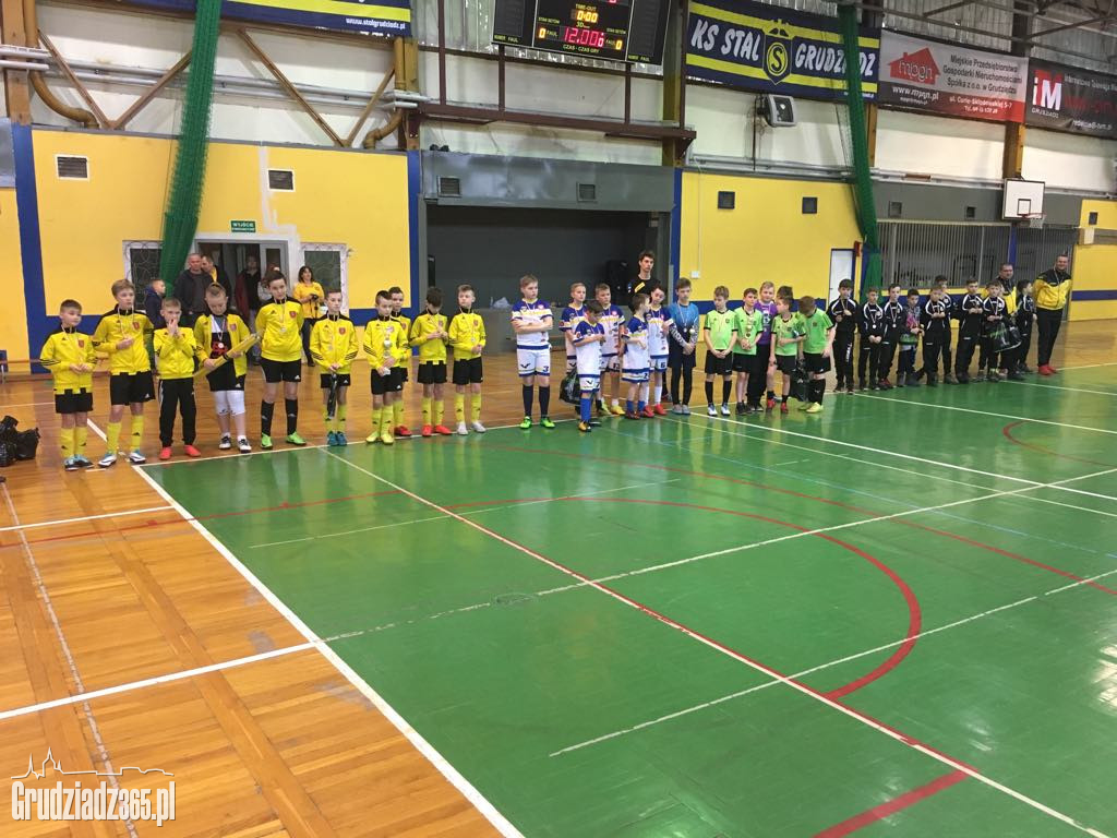 Halowy Turniej Piłki Nożnej VITASPORT Junior D2 Cup 2018