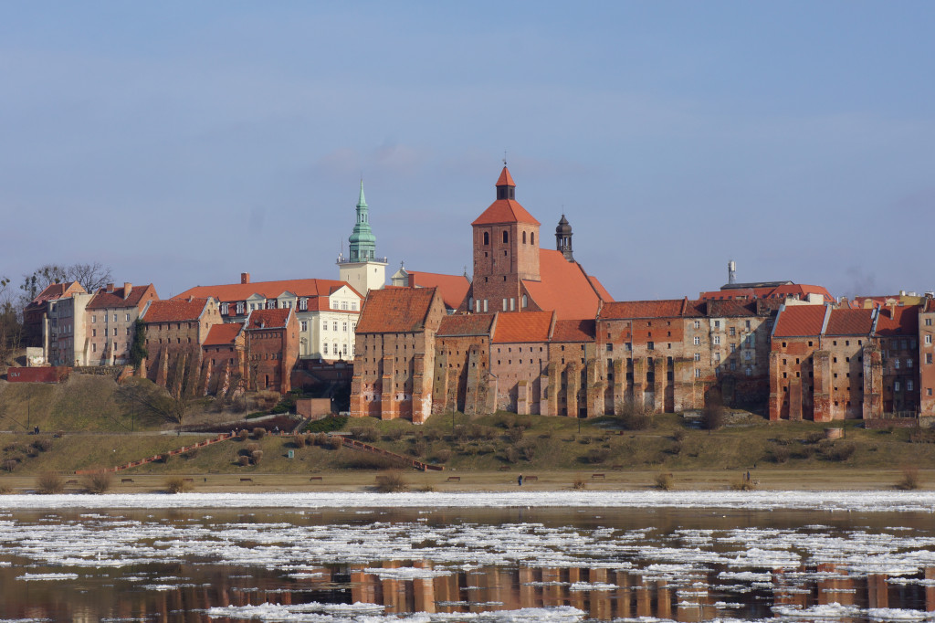  Panorama Grudziądza zimą