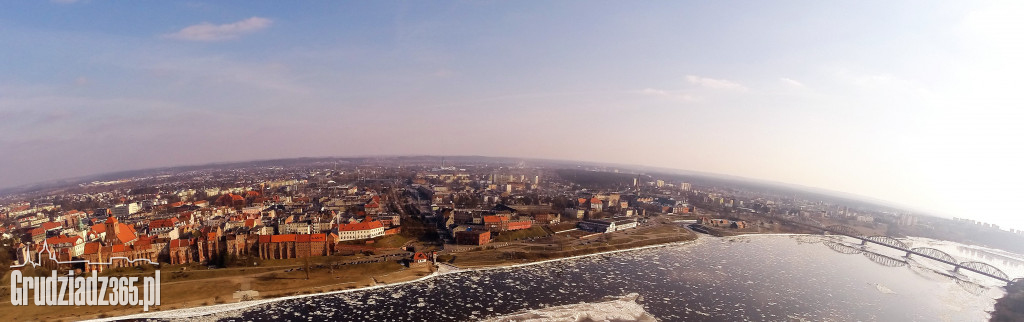  Panorama Grudziądza zimą