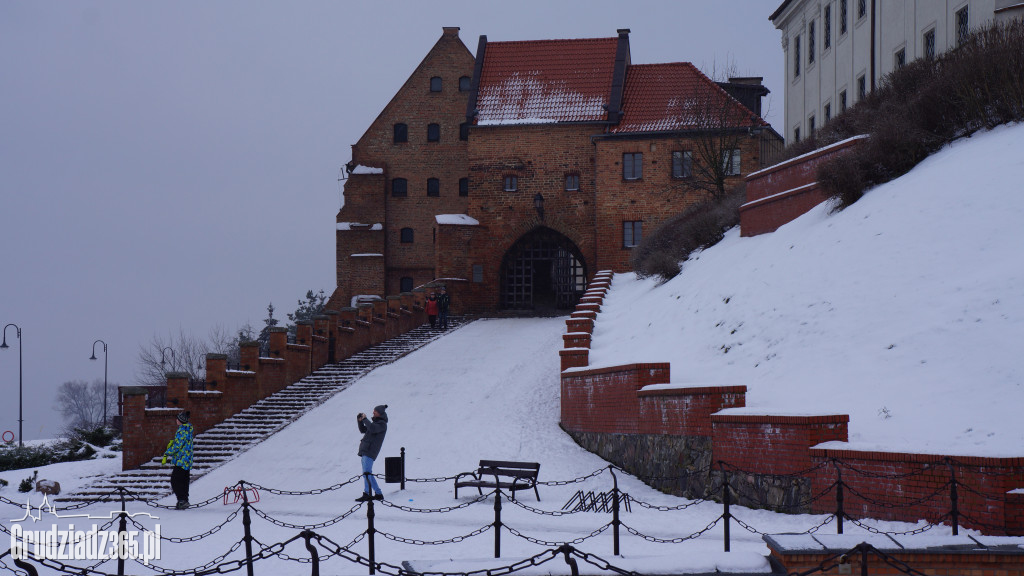  Panorama Grudziądza zimą