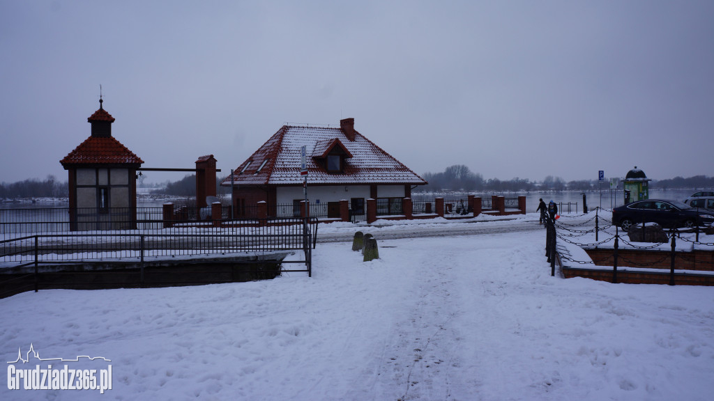  Panorama Grudziądza zimą