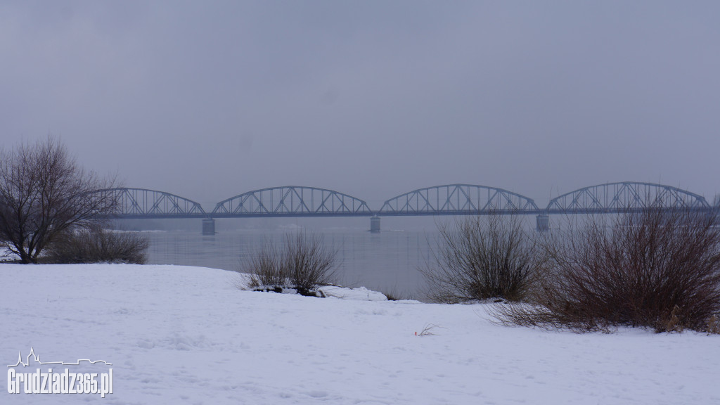  Panorama Grudziądza zimą