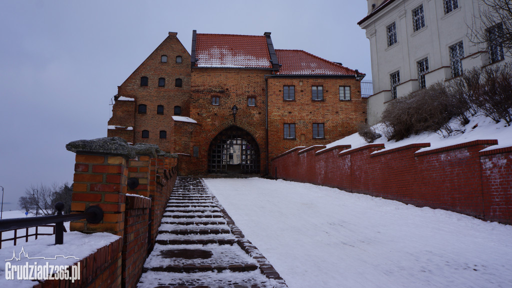  Panorama Grudziądza zimą