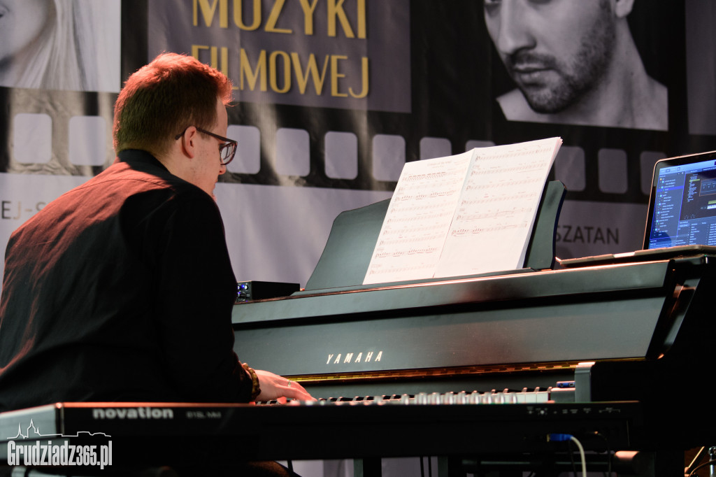 Barbara Kurdej-Szatan w Centrum Alfa