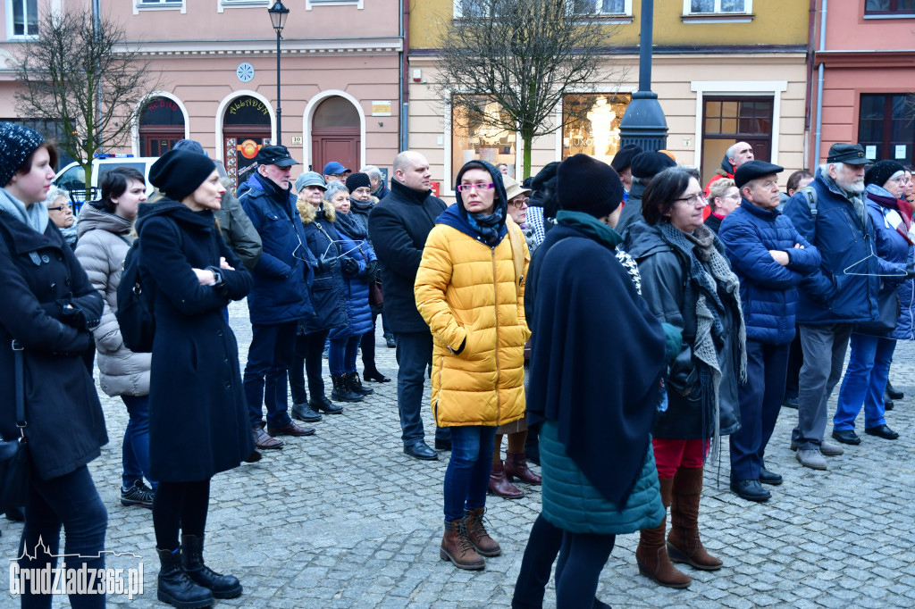 Czarny Protest w Grudziądzu - fotorelacja