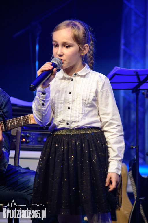 Z rockiem przez młodość -koncert OPP