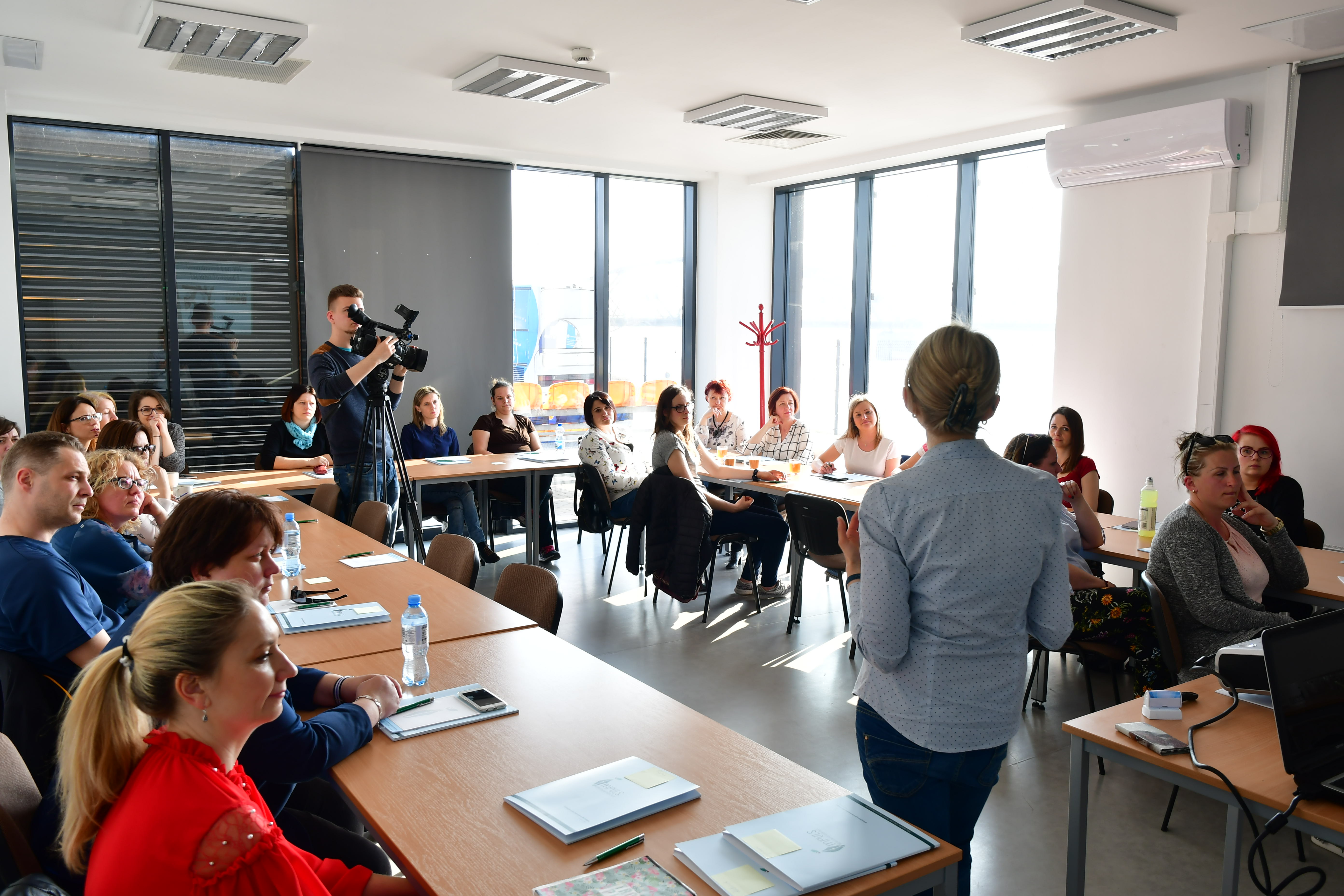 Jak się komunikować i budować relację- maxie disc