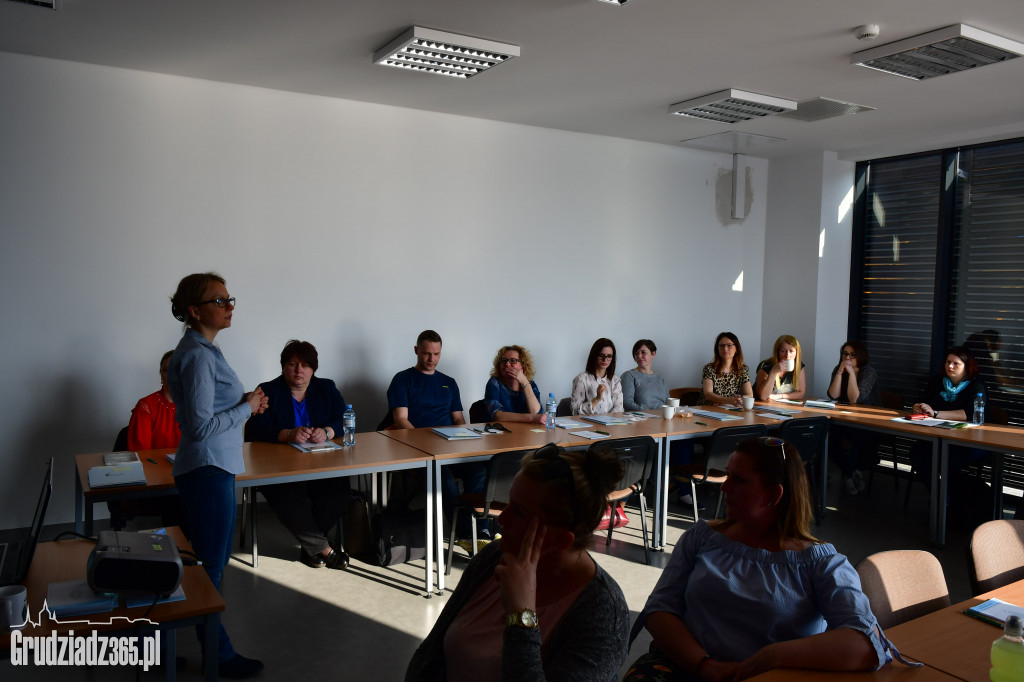 Jak się komunikować i budować relację- maxie disc