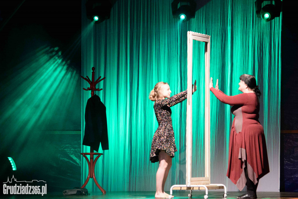 Nie-równi-spektakl Grudziądzki Teatr Tańca