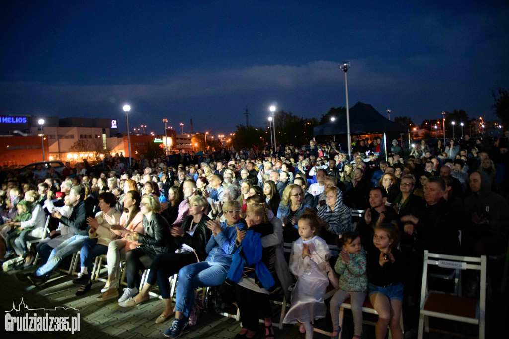 Nie-równi-spektakl Grudziądzki Teatr Tańca