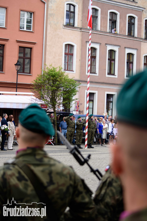 Obchody 3 Maja na Rynku Głownym