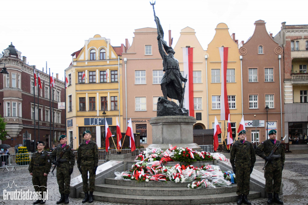 Obchody 3 Maja na Rynku Głownym