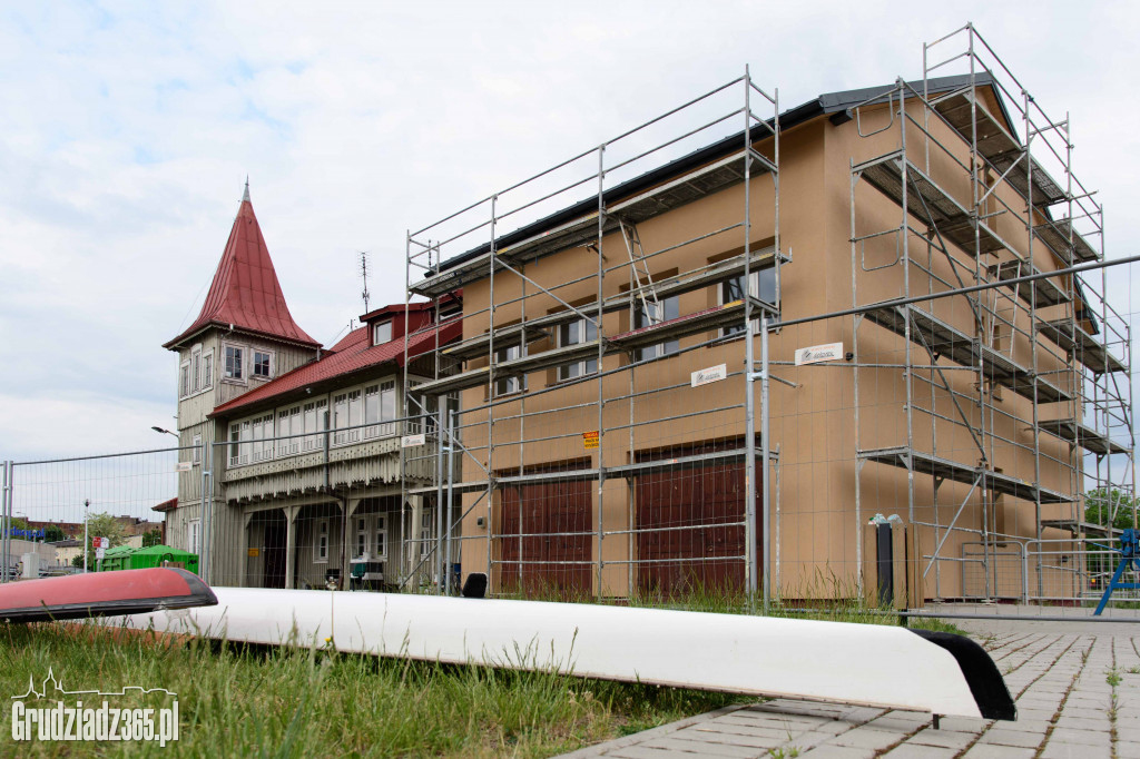 Remont budynku wioślarzy