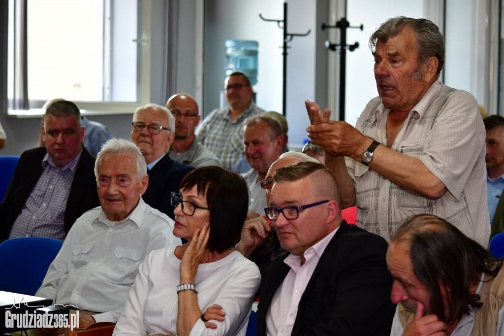 Klub Obywatelski: spotkanie z obronnością w tle