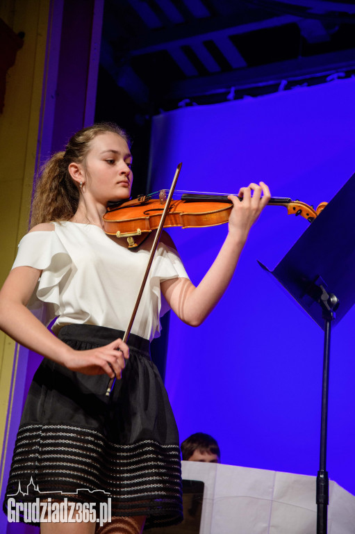 Koncert Niedzielny Szkoły Muzycznej