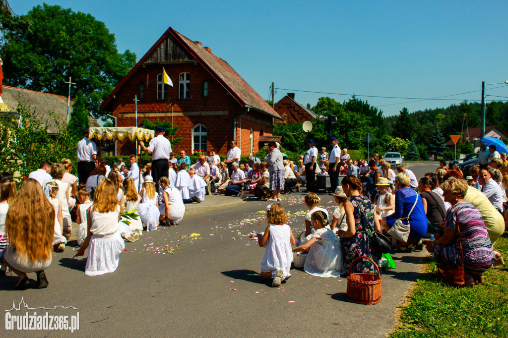 Procesja Bożego Ciała parafia Mokre
