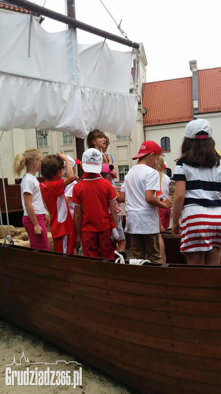 KOGA na muzealnym dziedzińcu w Grudziądzu