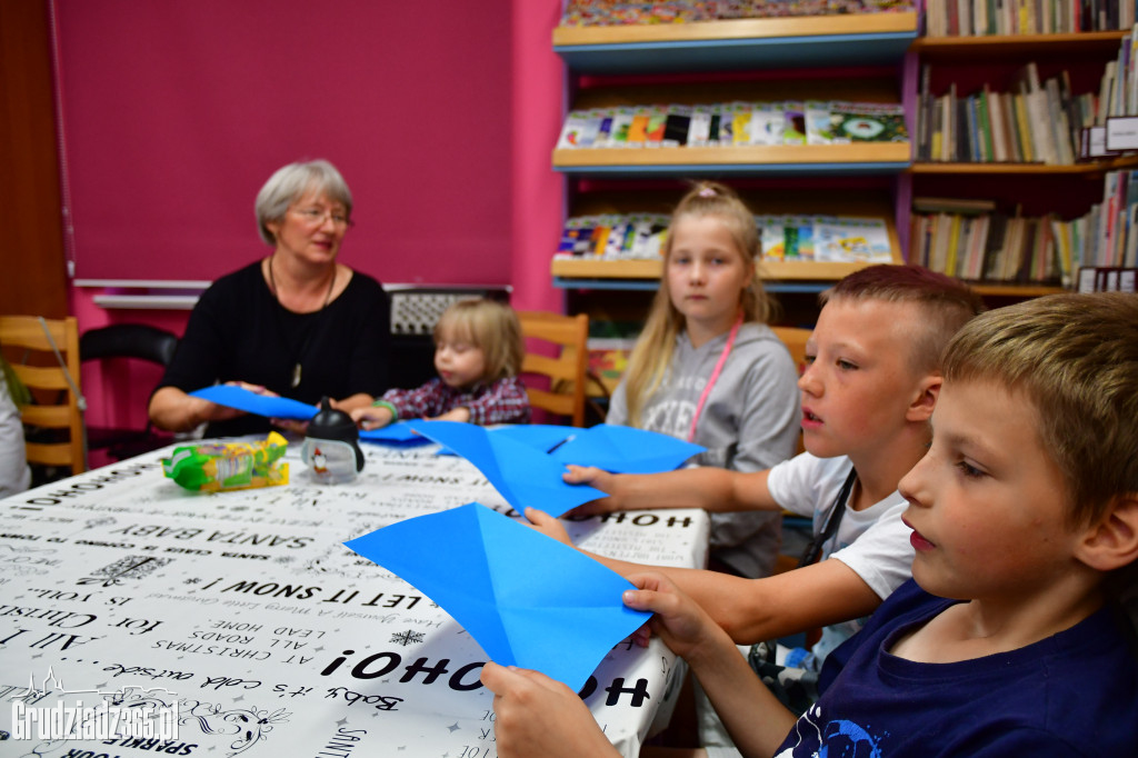 Zajęcia literacko-plastyczne w Bibliotece Miejskiej