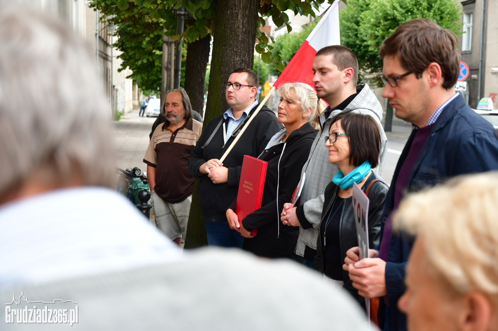 Protest w obronie polskich sądów