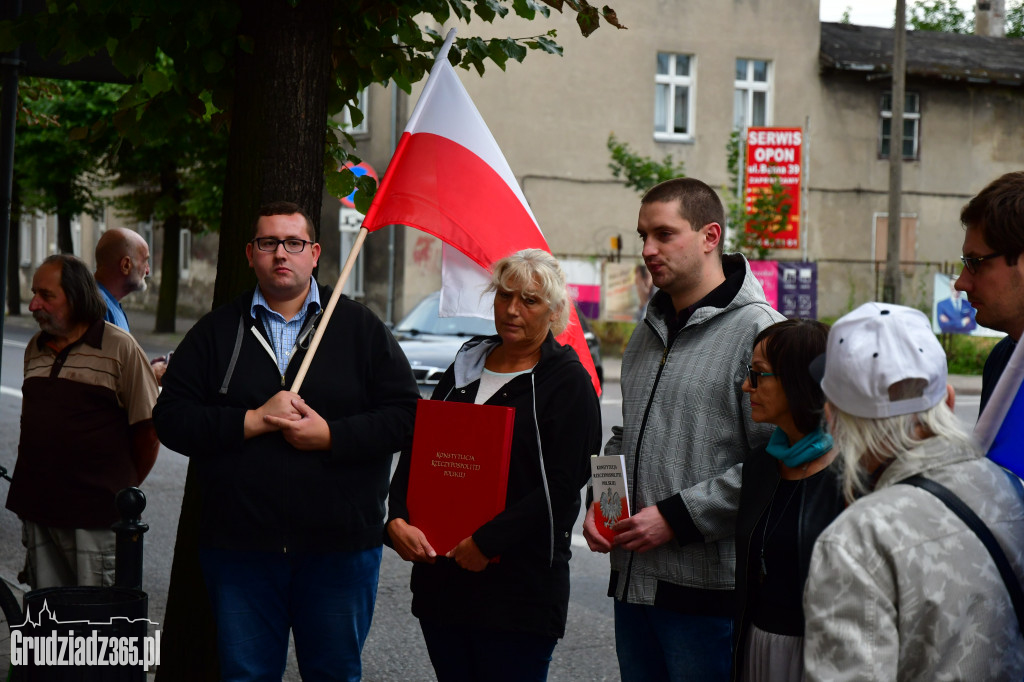 Protest w obronie polskich sądów