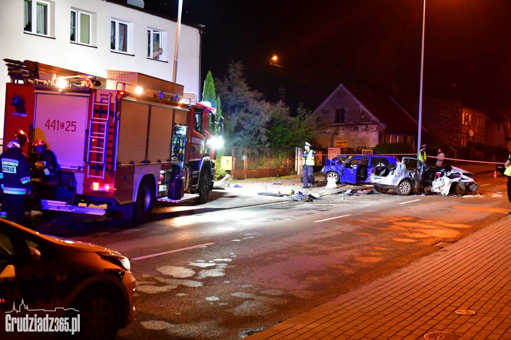 Wypadek dwóch VW na ul. Paderewskiego