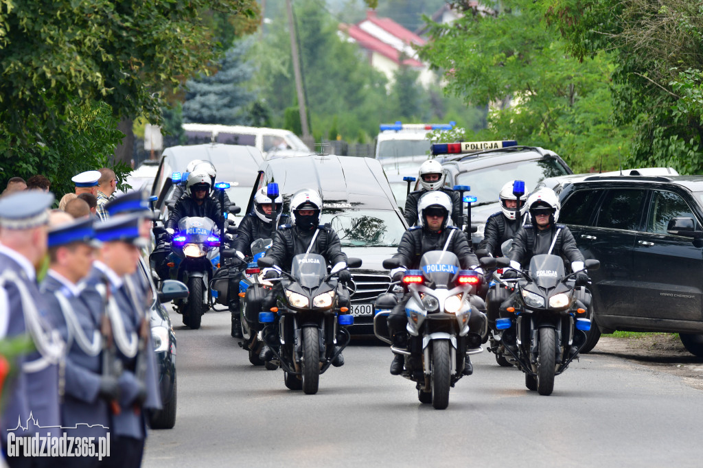 Pogrzeb Policjanta który zginął na służbie