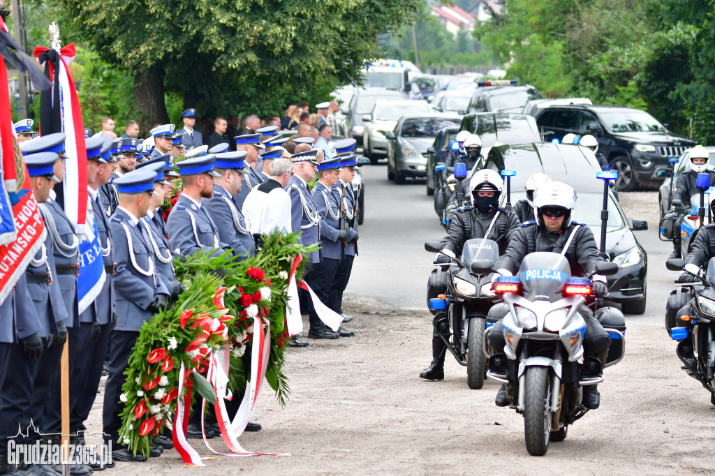 Pogrzeb Policjanta który zginął na służbie