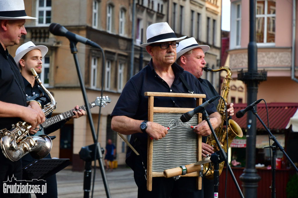 Jazz na Grudziadzkim rynku koncert DIXIE TEAM