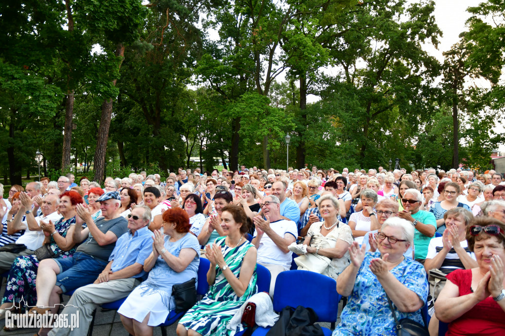 Koncert operetkowy w parku miejskim- Fotorelacja