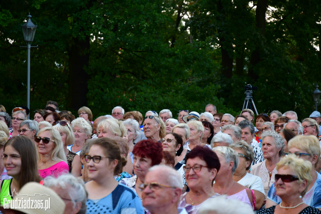 Koncert operetkowy w parku miejskim- Fotorelacja