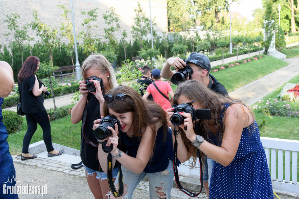 Fotograf Fotografowi Fotografem- GSF 66