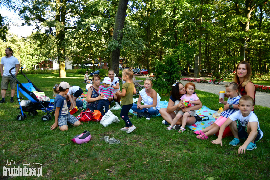 Piknik Fit Mam w Parku Miejskim- fotorelacja