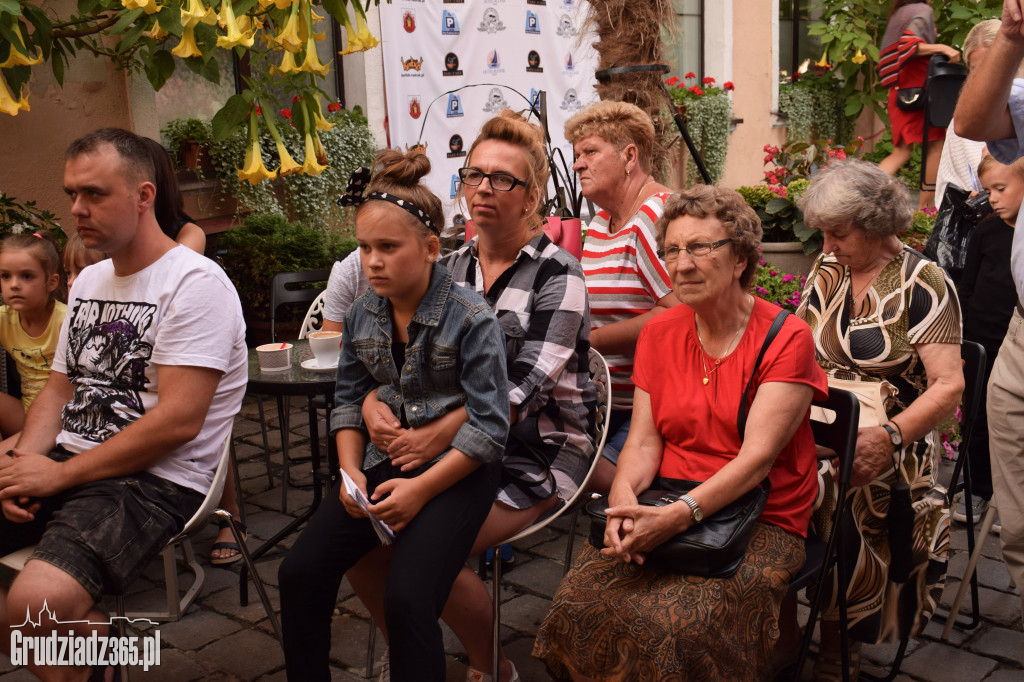 Koncert młodych talentów w Fado Cafe- fotorelacja