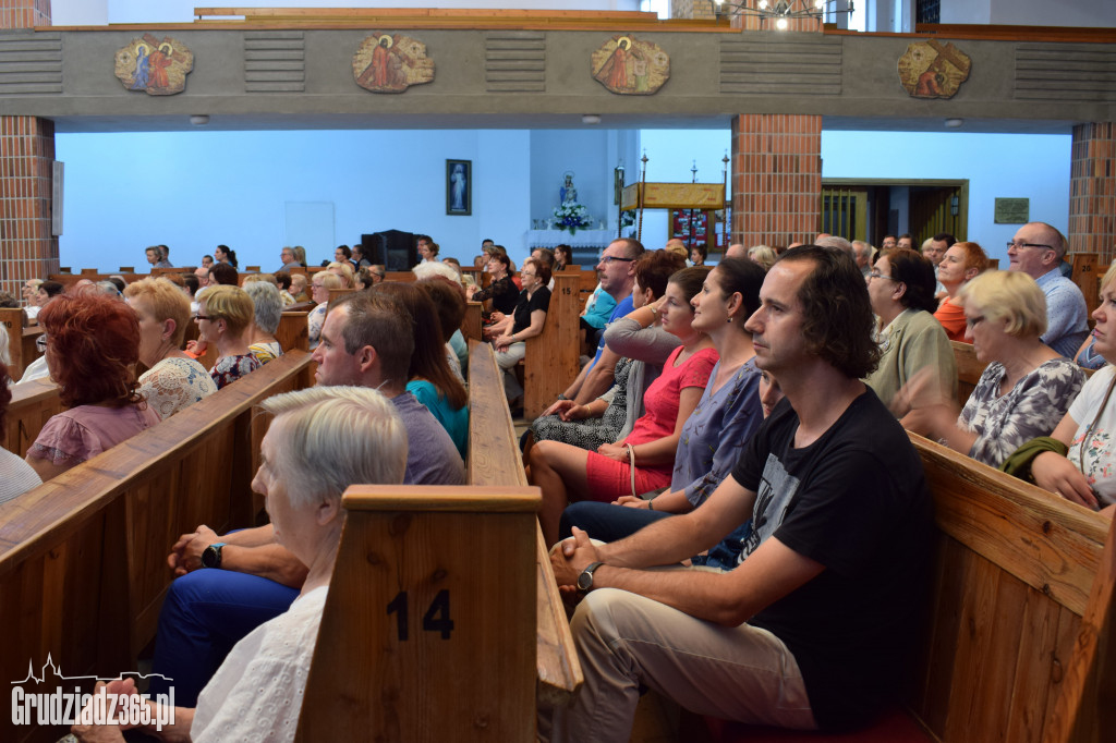 CHESTER BURKE Jr&Company:koncert gospel- Fotorelacja