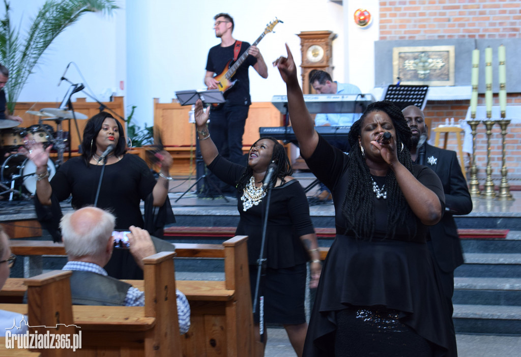 CHESTER BURKE Jr&Company:koncert gospel- Fotorelacja