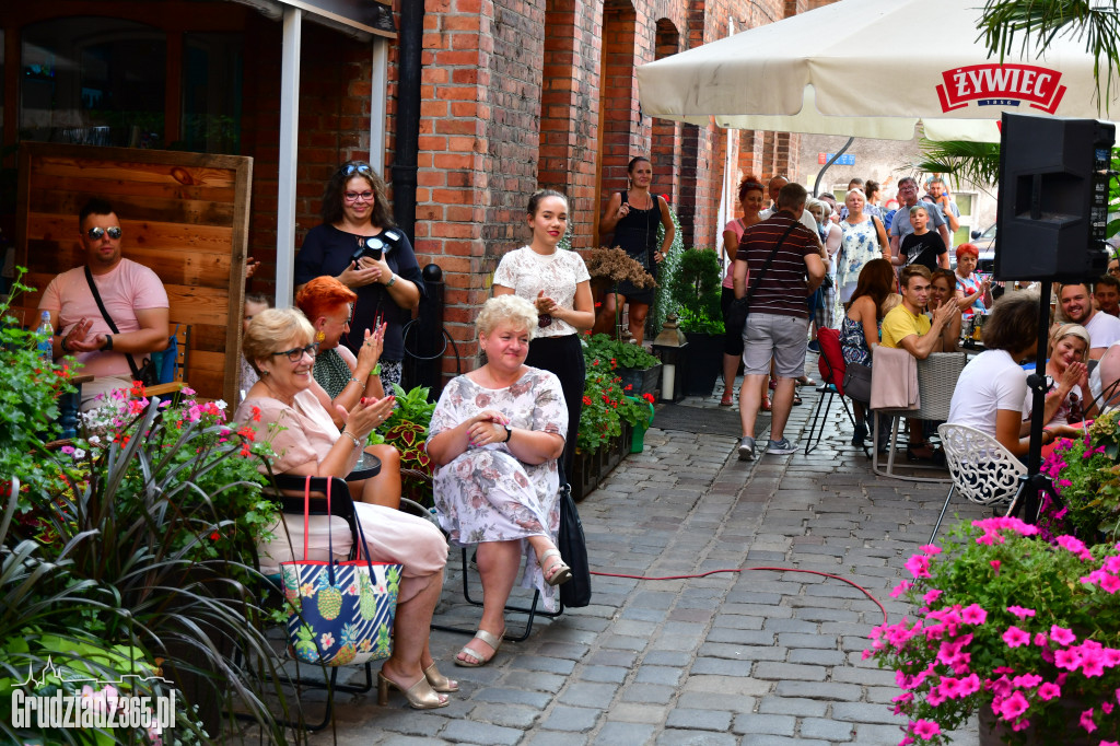 Koncert młodzieży dla Grudziądzan w Fado Cafe