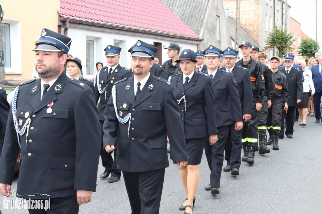 Dożynki Radzyń Chełmiński korowód i rozpoczęcie