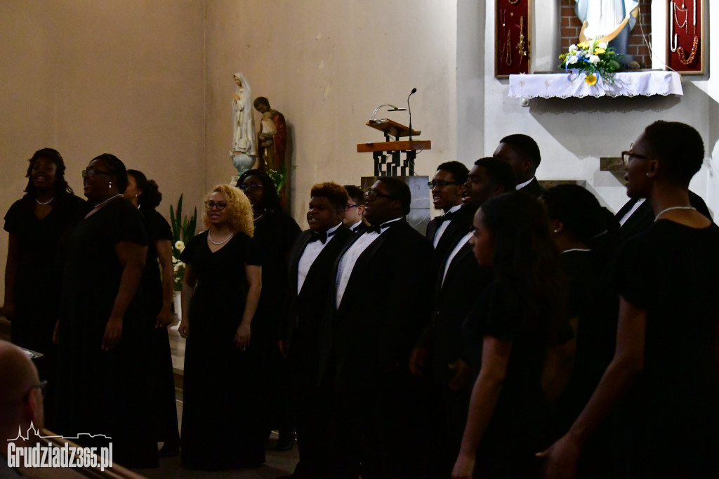 Concert Chorale Texas- Lato na starym mieście
