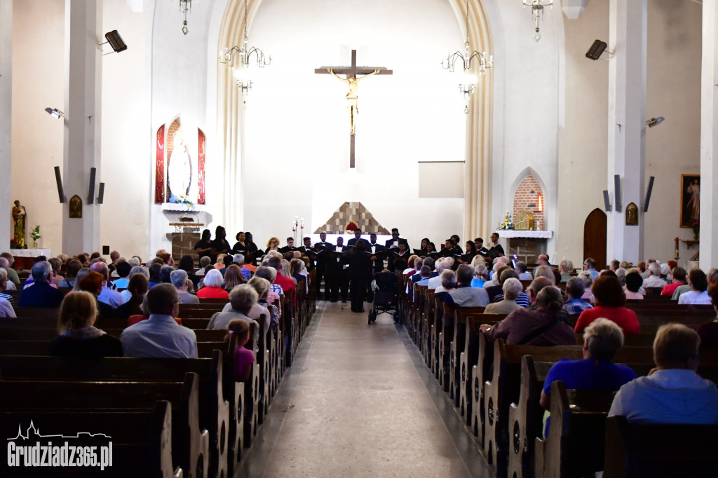 Concert Chorale Texas- Lato na starym mieście