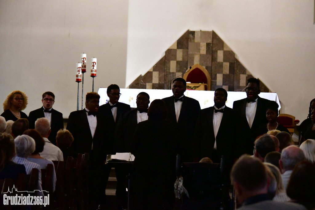 Concert Chorale Texas- Lato na starym mieście