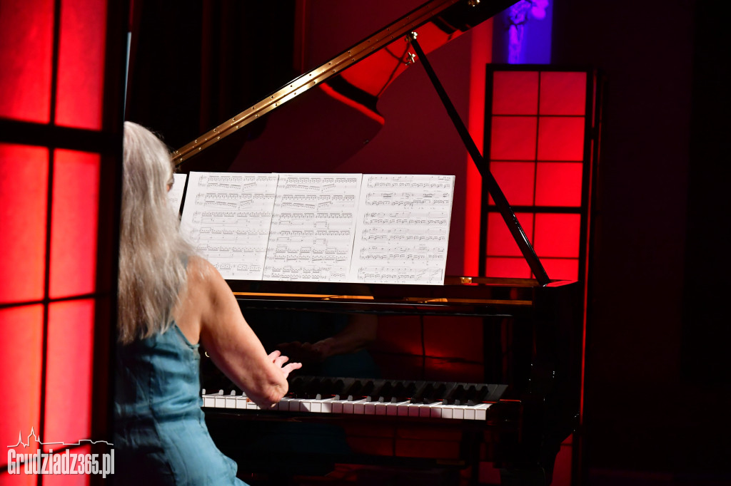 Wieczór artystyczny Sztuka- Muzyka- Poezja