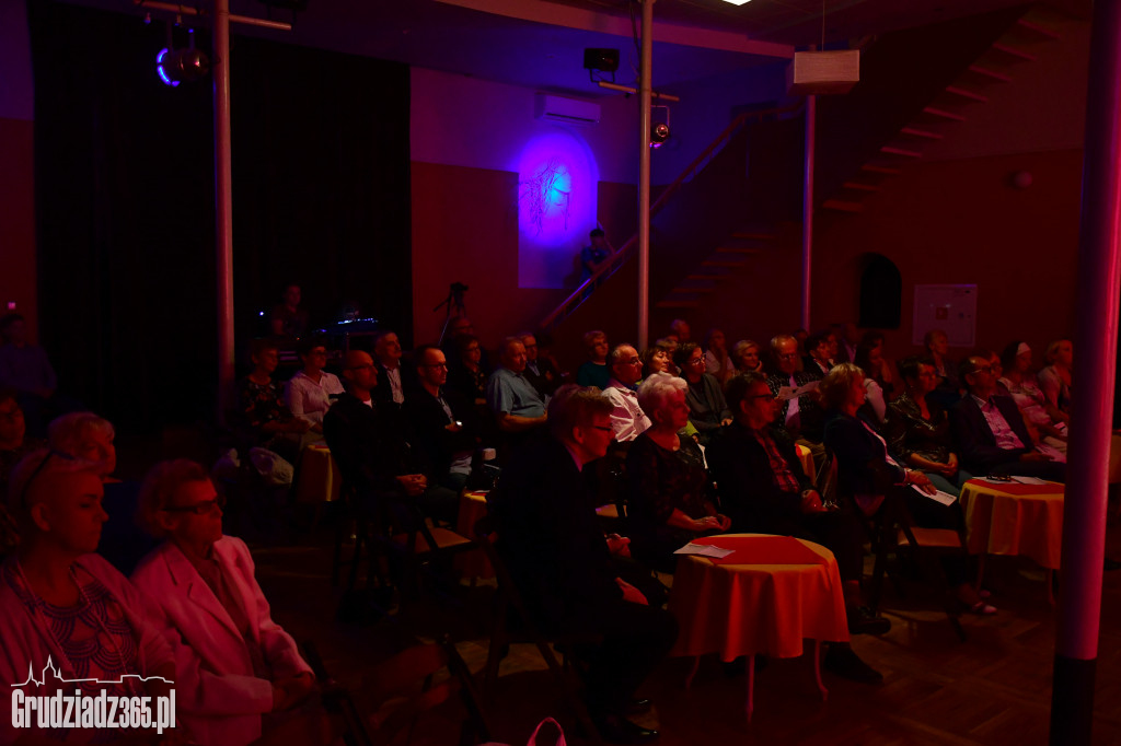 Wieczór artystyczny Sztuka- Muzyka- Poezja