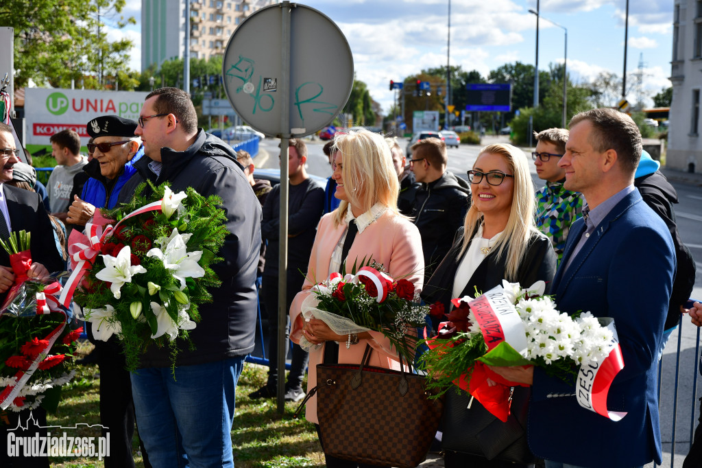 Odsłonięcie tablicy Włodka i Michałowskiego