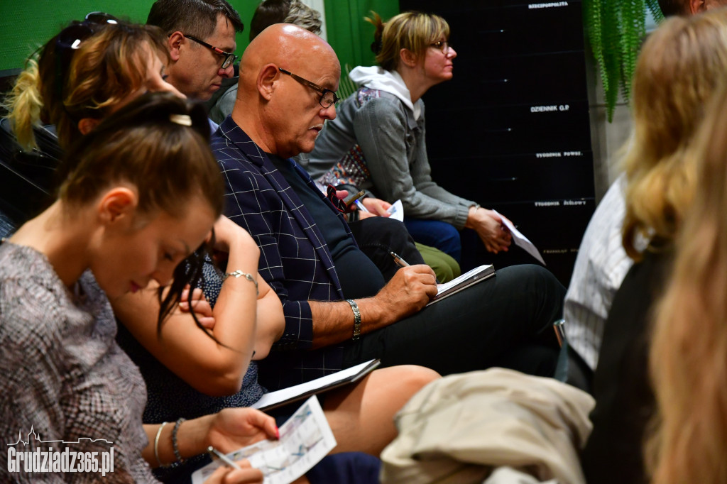 Malarstwo i poezja- Ważki i Cela